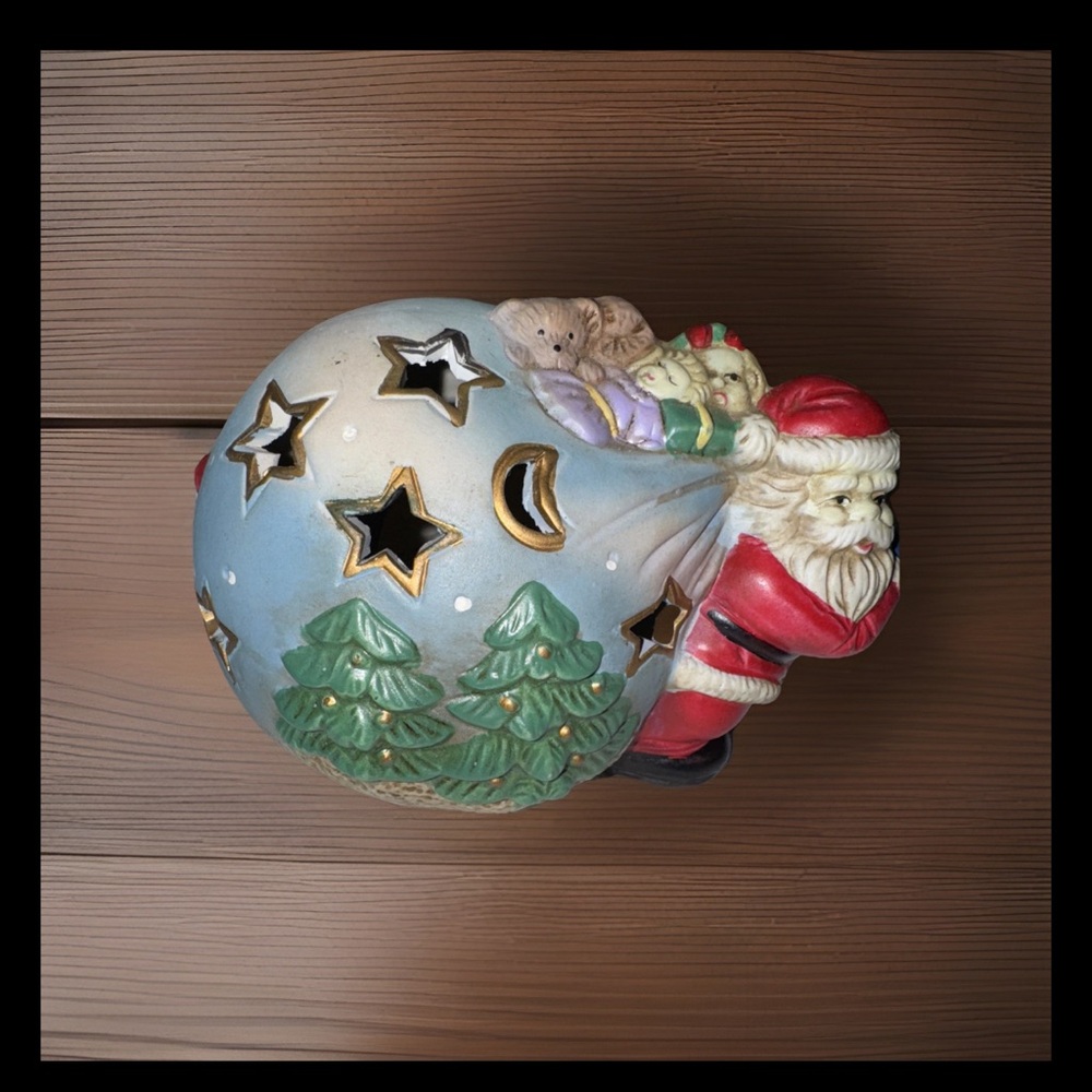 Santa Claus Holiday tea light candle holder